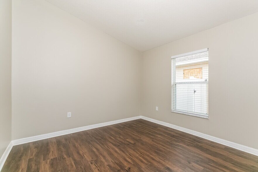 Building Photo - 947 Tramells Trail