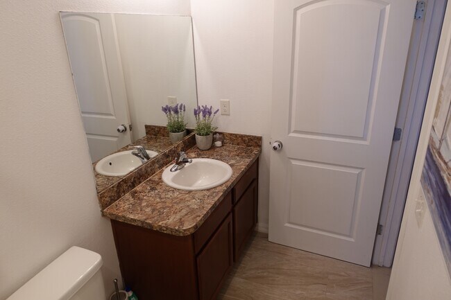 Building Photo - 11808 Thicket Wood Dr