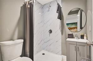 Building Photo - 1178 NE 6th St