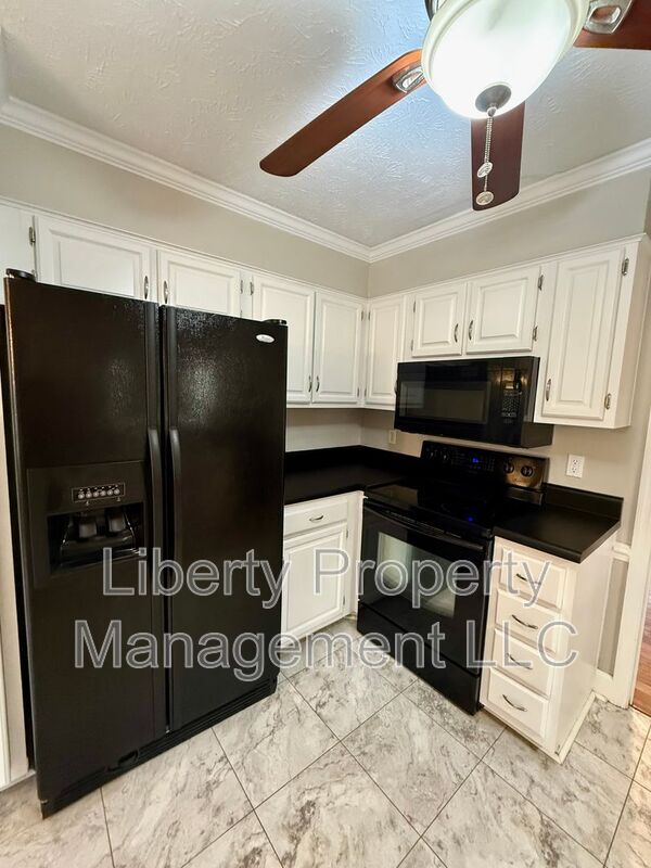 Building Photo - 2958 Walden Rd