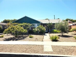 Building Photo - 3081 Palo Verde Ave