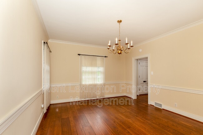 Building Photo - 149 Westgate Dr