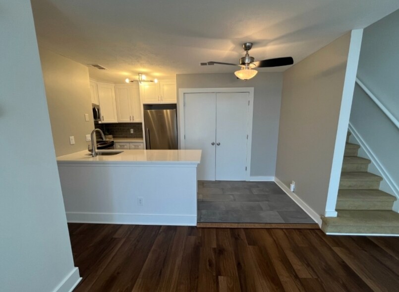 Building Photo - 22 Tansy Ct