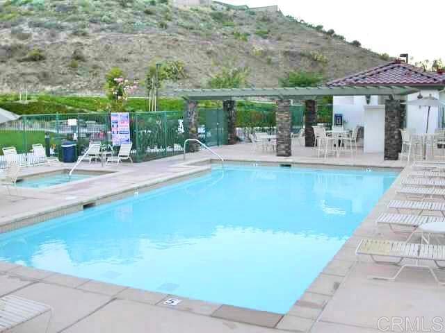 Building Photo - 145 Canyon Creek Way