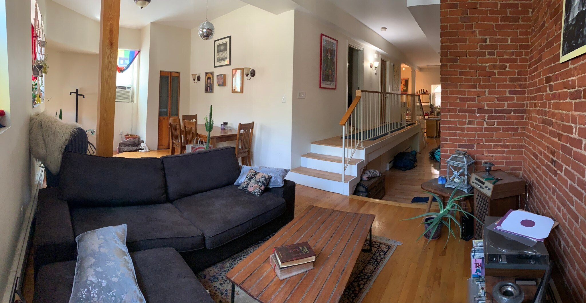 Building Photo - 106 Central St