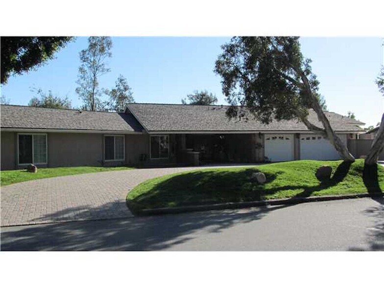 Ranch style home - 2015 Hidden Crest Dr