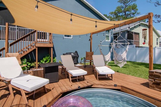 Building Photo - 5352 Cotee River Dr