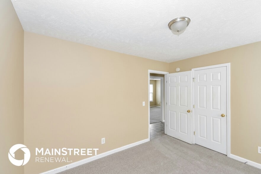 Building Photo - 861 Pin Oak Dr