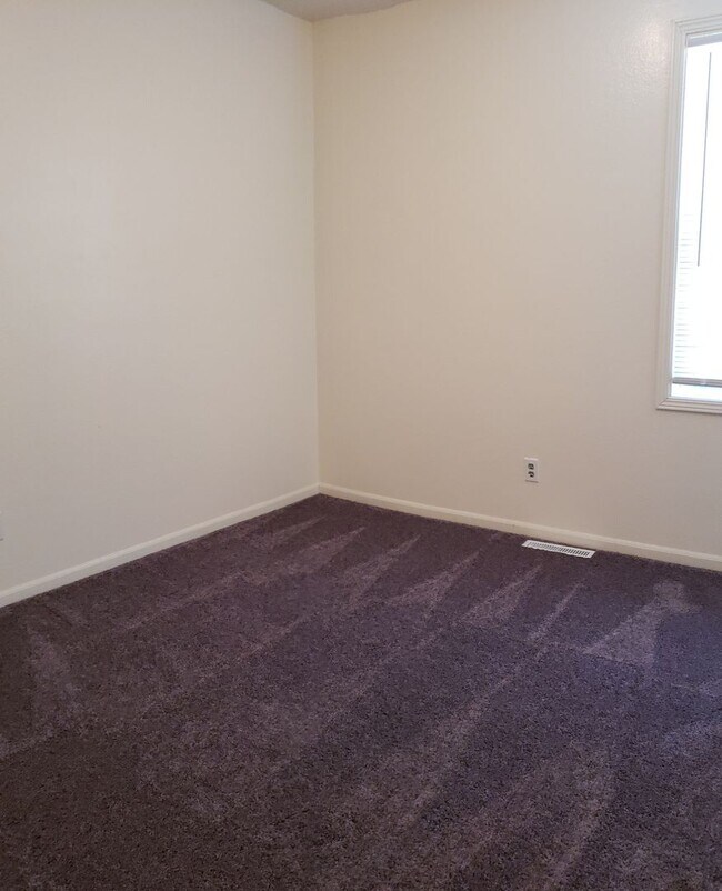 Building Photo - Quality Home Management