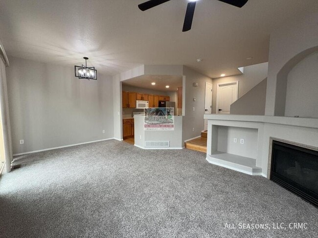 Building Photo - 7002 Sand Crest View