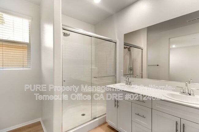 Building Photo - 40702 Birchfield Dr
