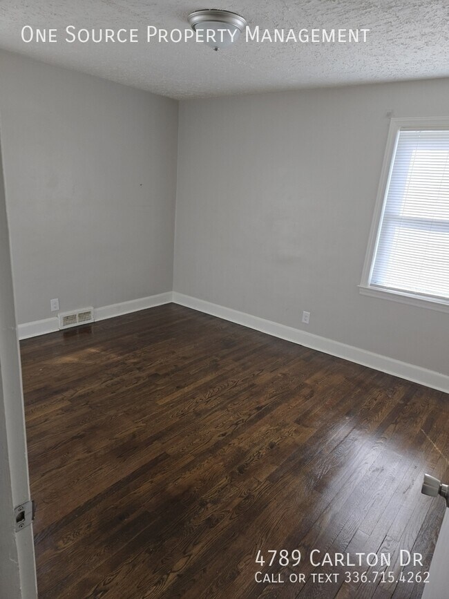 Building Photo - 4789 Carlton Dr