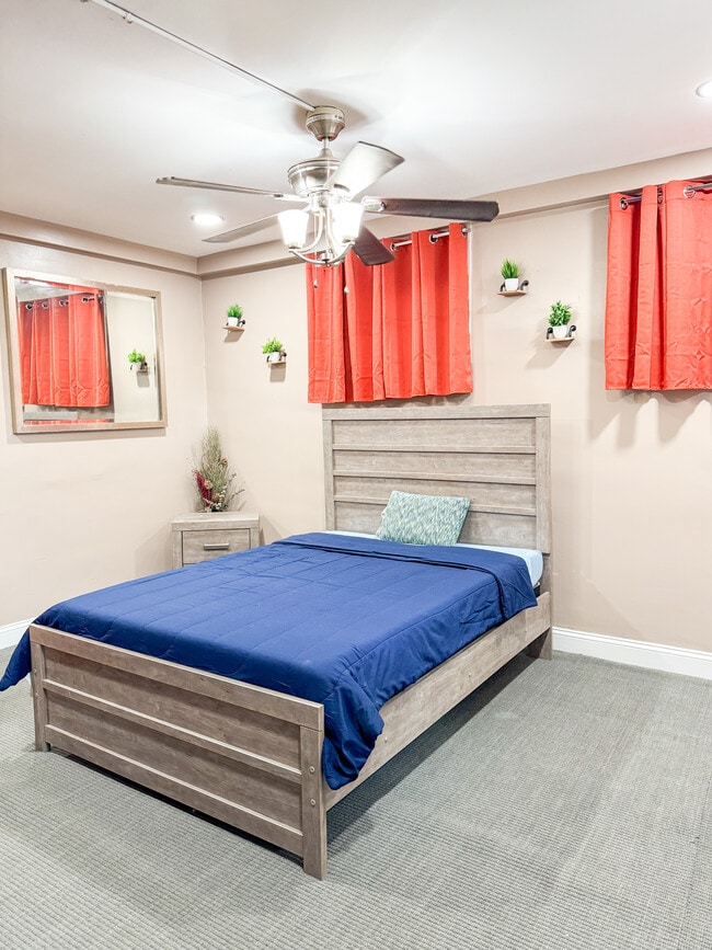 Building Photo - 134 Mississippi Ave SE