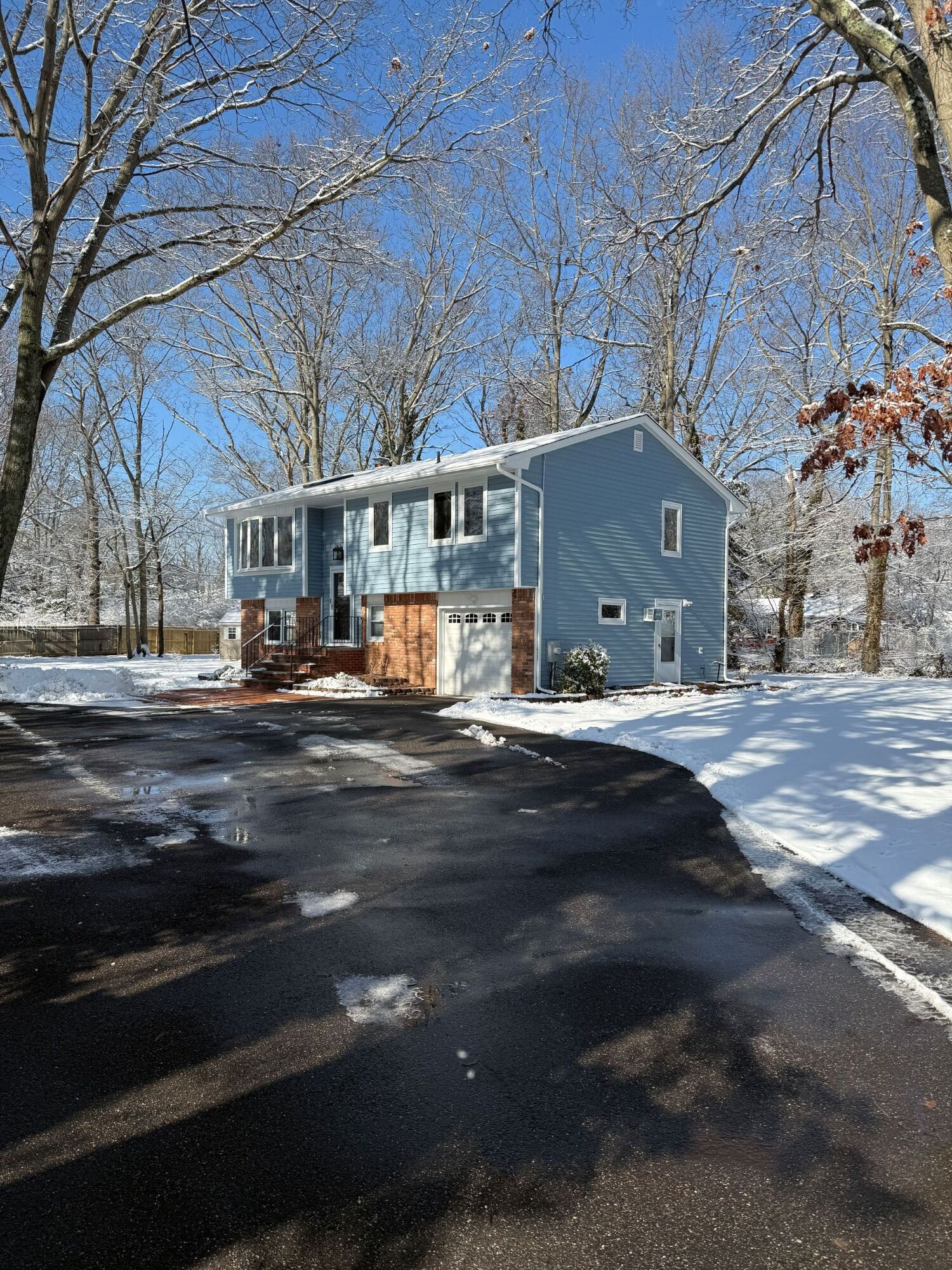 Building Photo - 37 South Ln