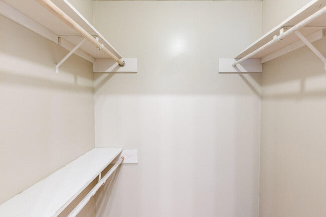 Building Photo - 7405 Avenue X