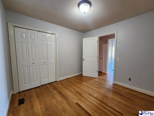 Building Photo - 1030 Cheraw Dr