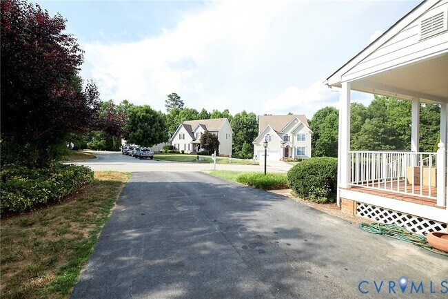 Building Photo - 719 Biggin Pond Rd