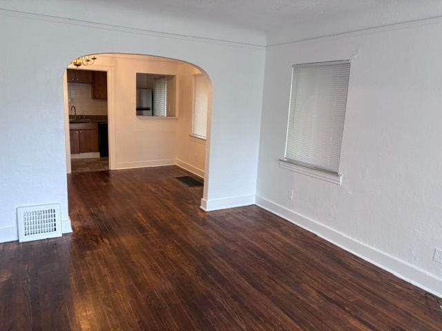 Building Photo - 384 Perry St