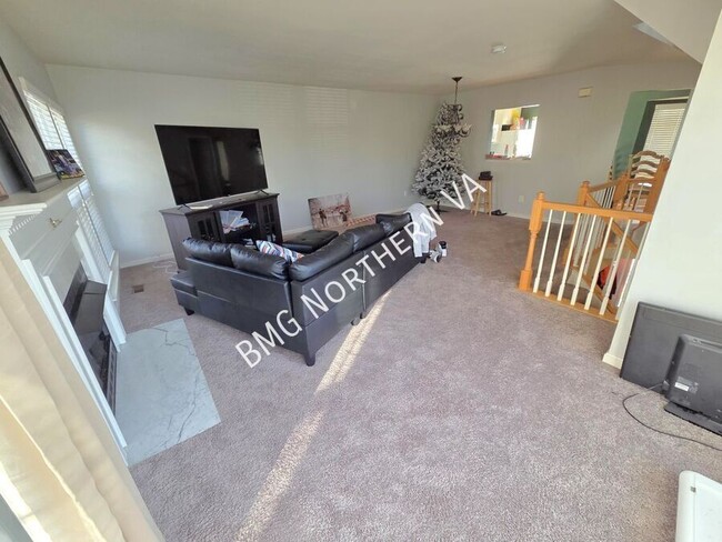 Building Photo - 12108 Wallower Way