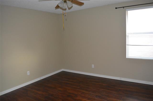 Building Photo - 3214 Clydesdale Dr