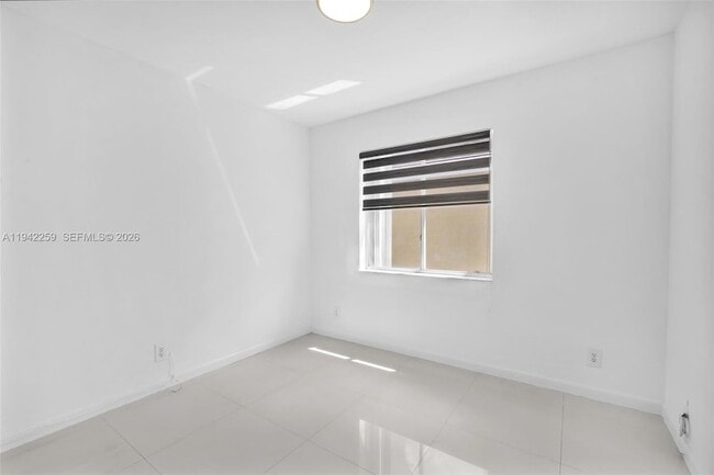 Building Photo - 300 SW 100th Ave