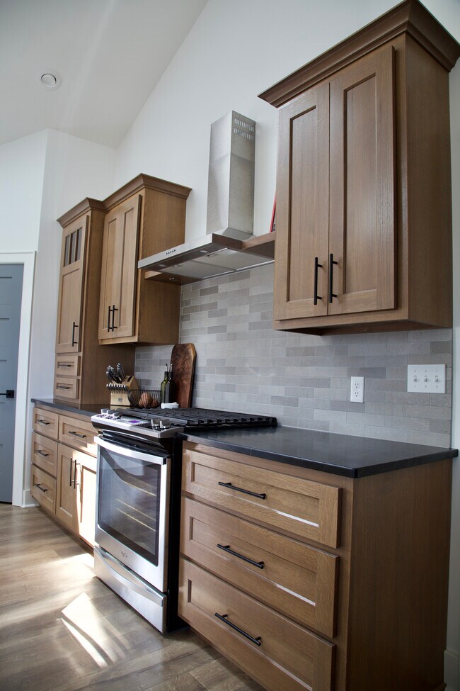 Building Photo - 1830 22nd St S