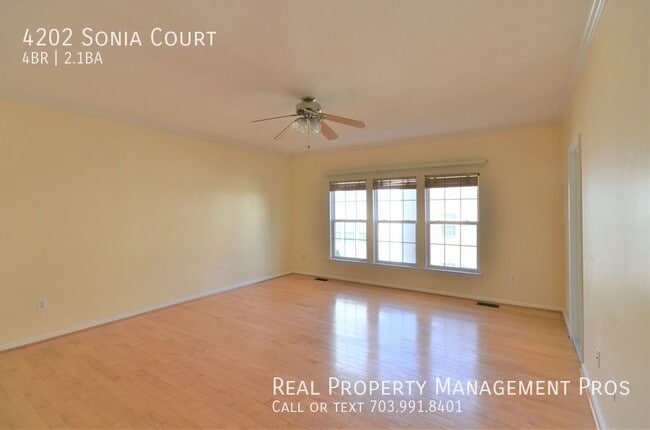 Building Photo - 4202 Sonia Ct