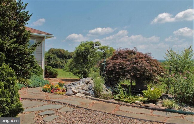 Building Photo - 15529 Dellinger Rd