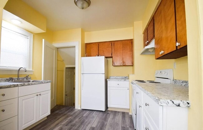 Building Photo - Spacious 4-Bedroom Home in Arbor Lodge – P...