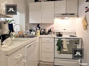 Building Photo - 3 bedroom in Boston MA 02215