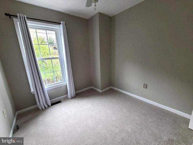 Building Photo - 7420 Houndsbury Ct