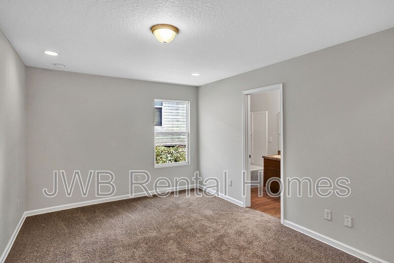 Building Photo - 3450 Frances Ave