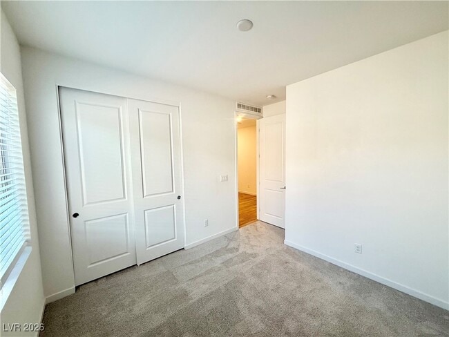 Building Photo - 5407 Splendido Ave