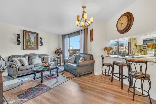 Building Photo - 100 Old Palisade Rd