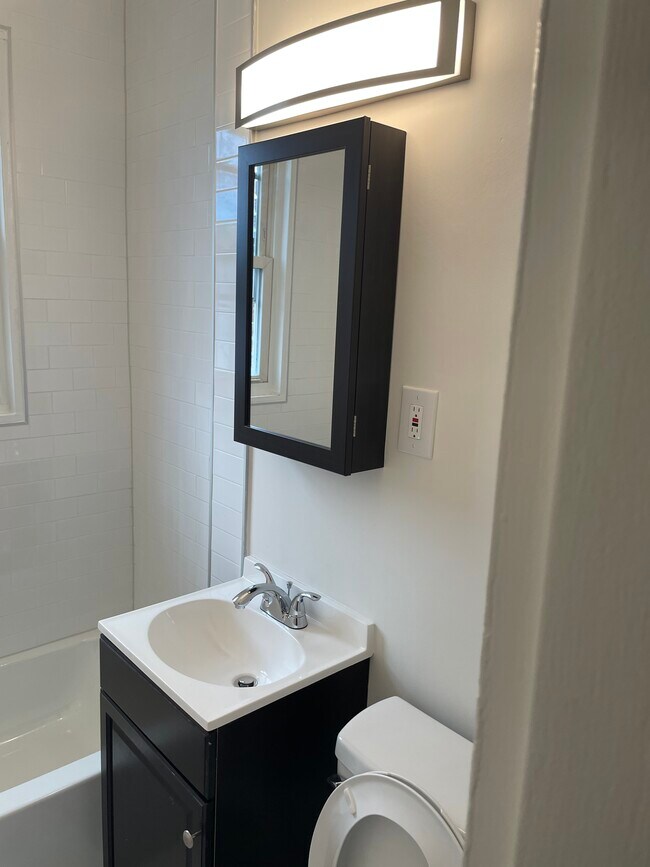 Building Photo - 4809 Meade St NE