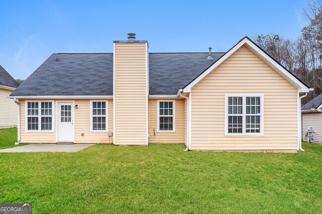 Building Photo - 425 Buffington Dr