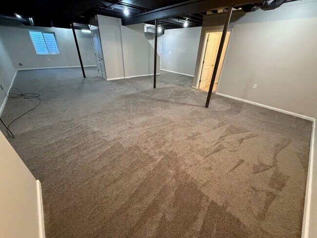 Building Photo - 16135 Henry Ruff Rd