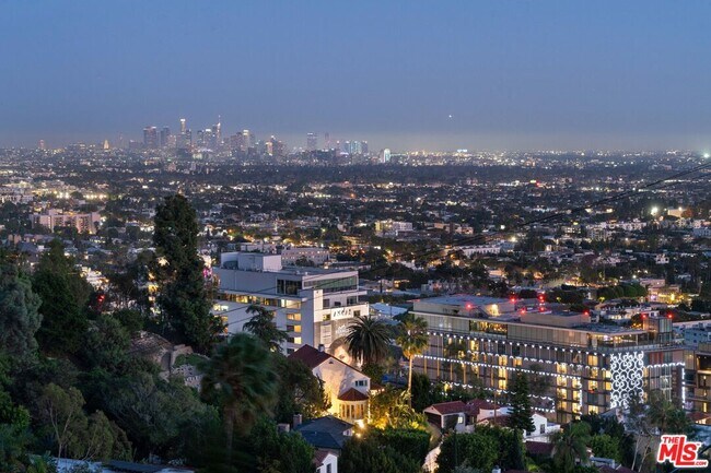 Building Photo - 1430 Miller Dr