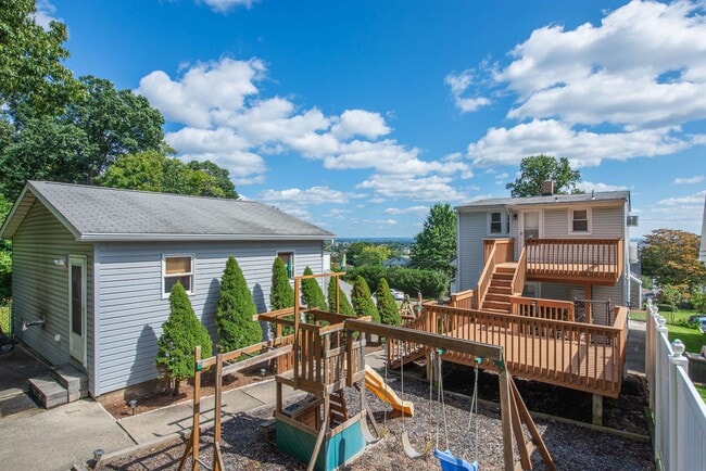 Building Photo - 54 Avenue C