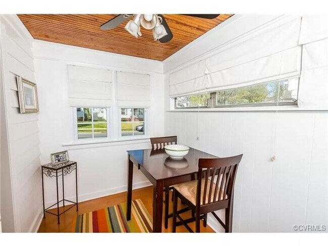 Building Photo - 3 BR / 2 BA Sunny renovated Cape Cod within walking distance to Bryan Park