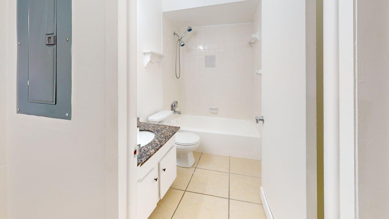 Building Photo - 1000 Lake of the Woods Blvd