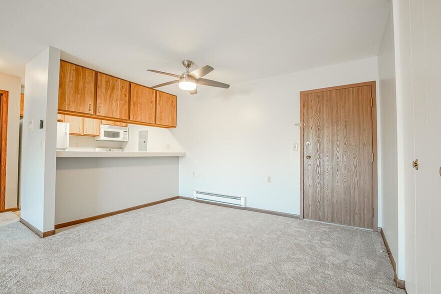 Building Photo - 5331 Brody Dr