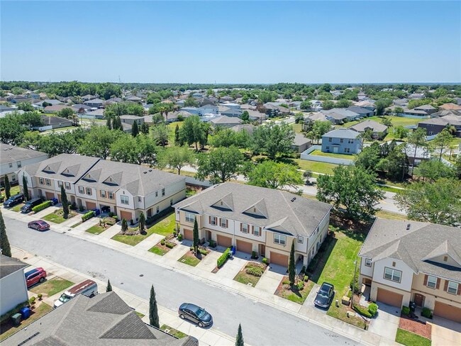 Building Photo - 3842 Hampstead Ln