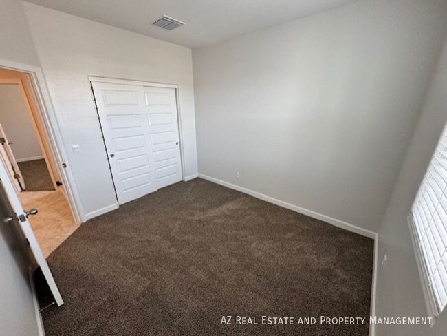 Building Photo - 39995 W Agave Rd