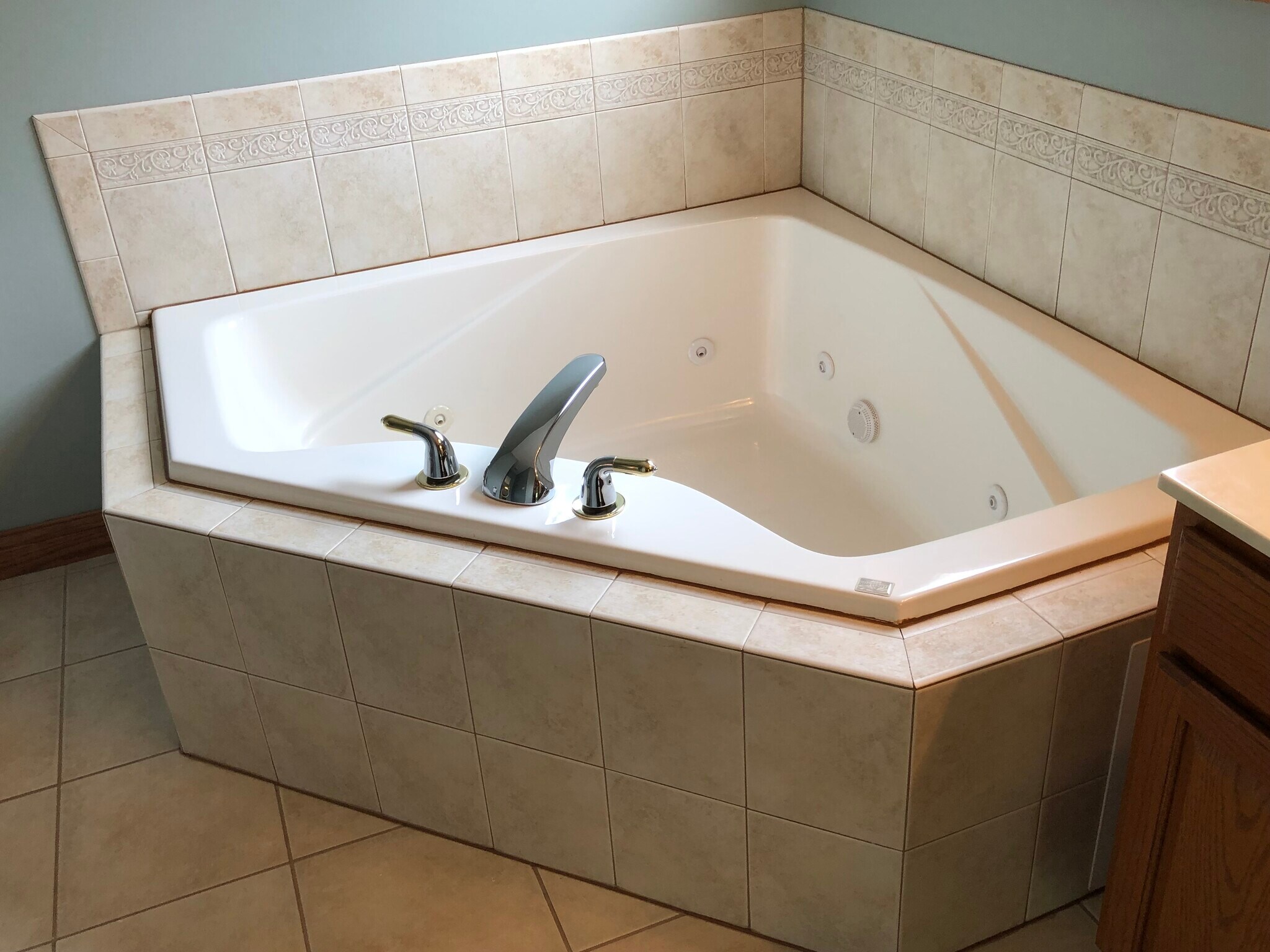 Building Photo - 859 Clearwater Cv W