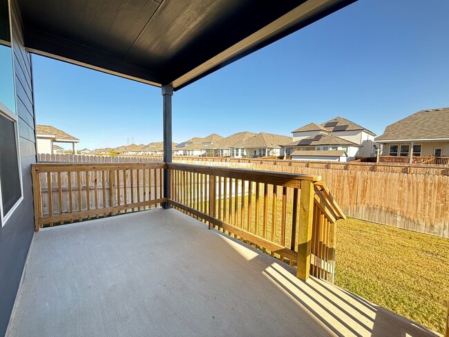 Building Photo - Stunning Brand-New Home in Navarro ISD!