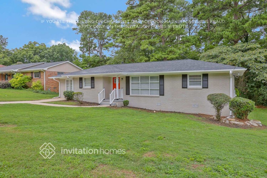 Primary Photo - 2422 Shamrock Dr
