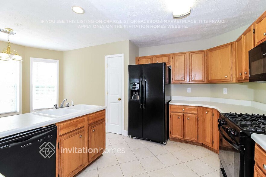 Building Photo - 3208 Evonshire Ln