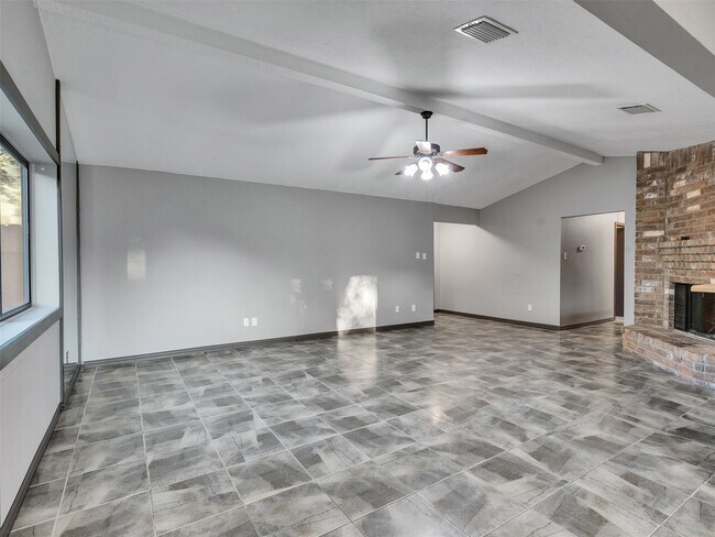 Building Photo - 1827 Polley Ct