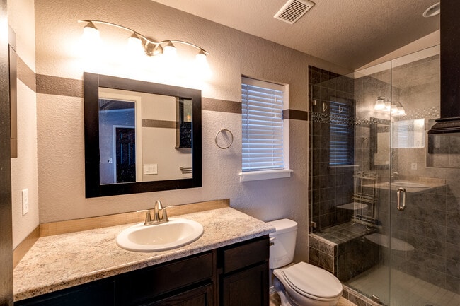 Building Photo - 4759 Iron Horse Villas Point